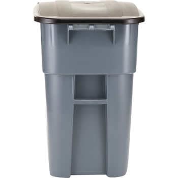 Rubbermaid 32 gal Brute Garage Trash Can with Lid, Grey Garbage